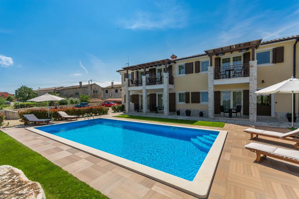 Bed & Breakfast Daniela Veleniki Exterior foto