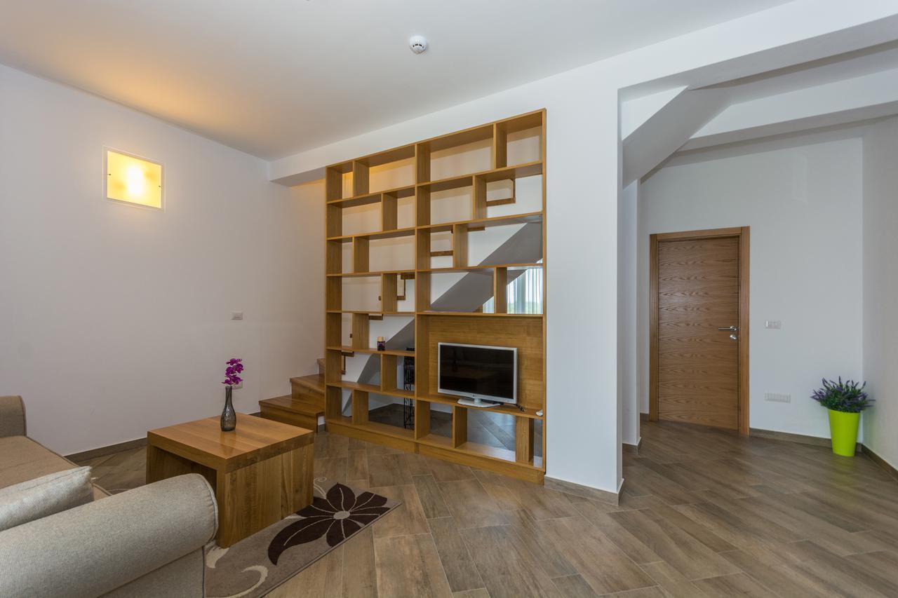 Bed & Breakfast Daniela Veleniki Exterior foto